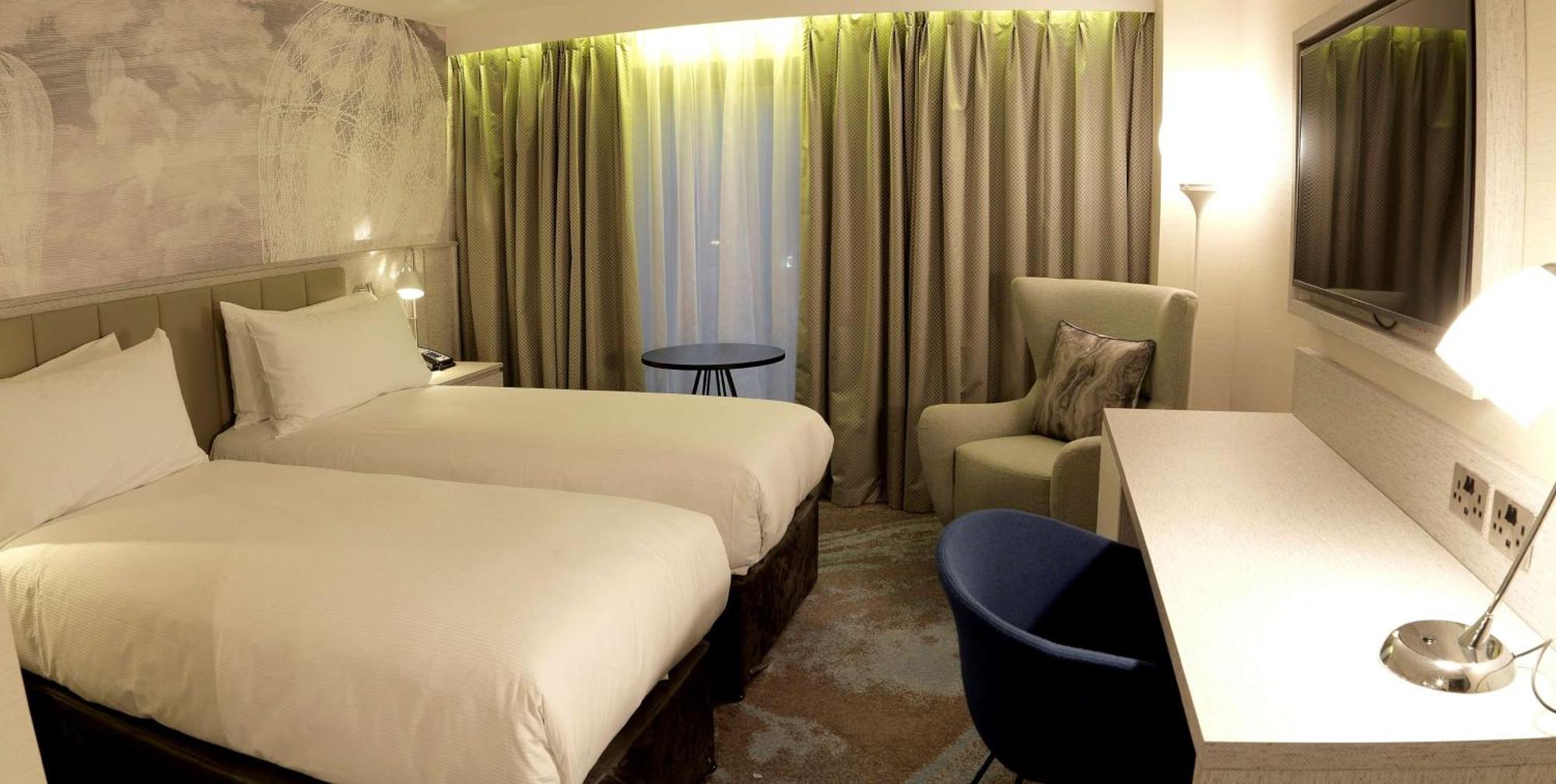 Doubletree By Hilton Chester Luaran gambar